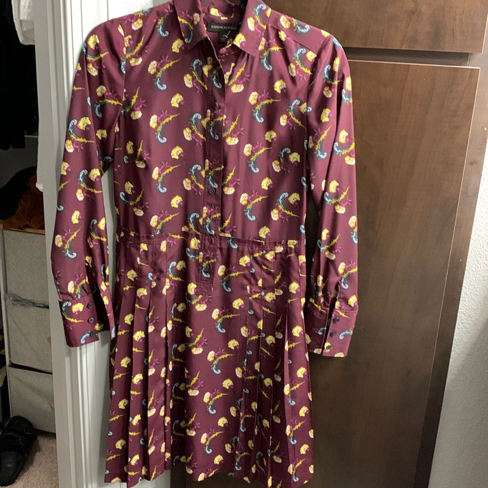 Banana Republic pleated silk dress